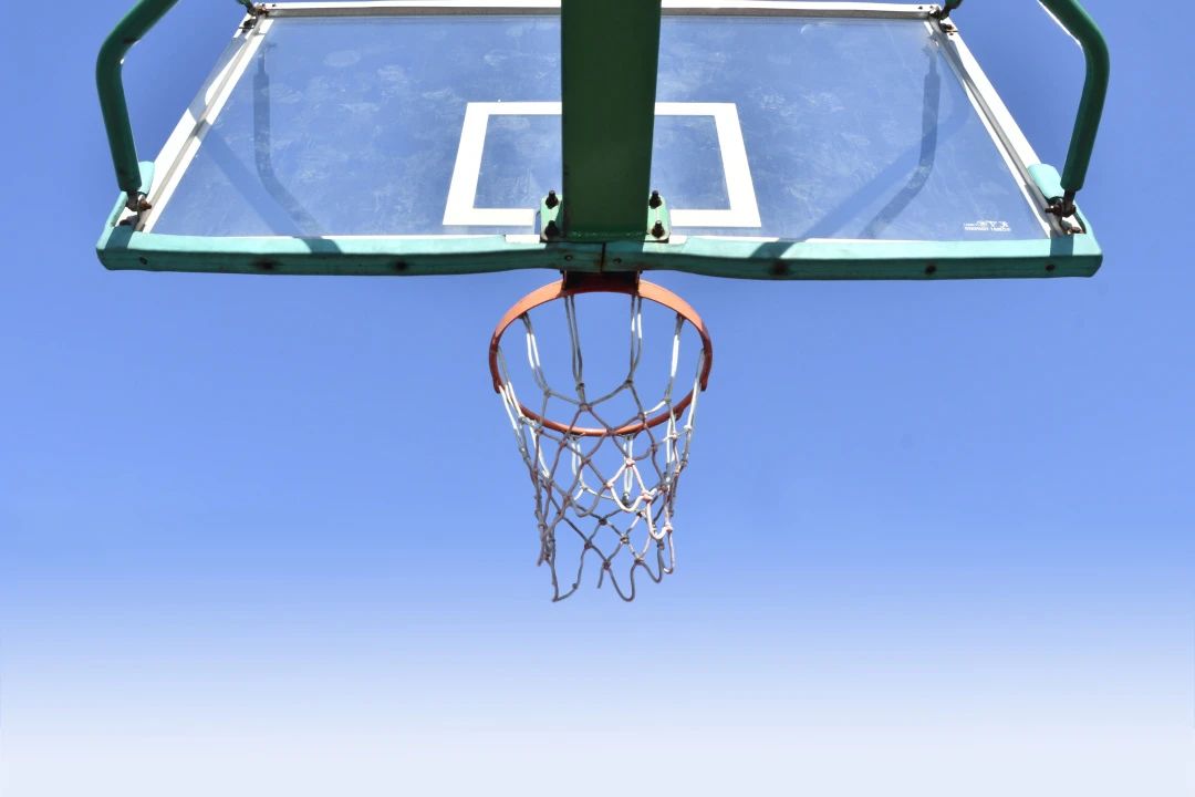 运球帷幄 知“篮”而进｜立信初二年级篮球赛开幕啦！